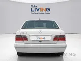 Mercedes E 240 2001